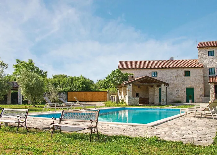 Stone Paula By Istrabook Villa Bicici